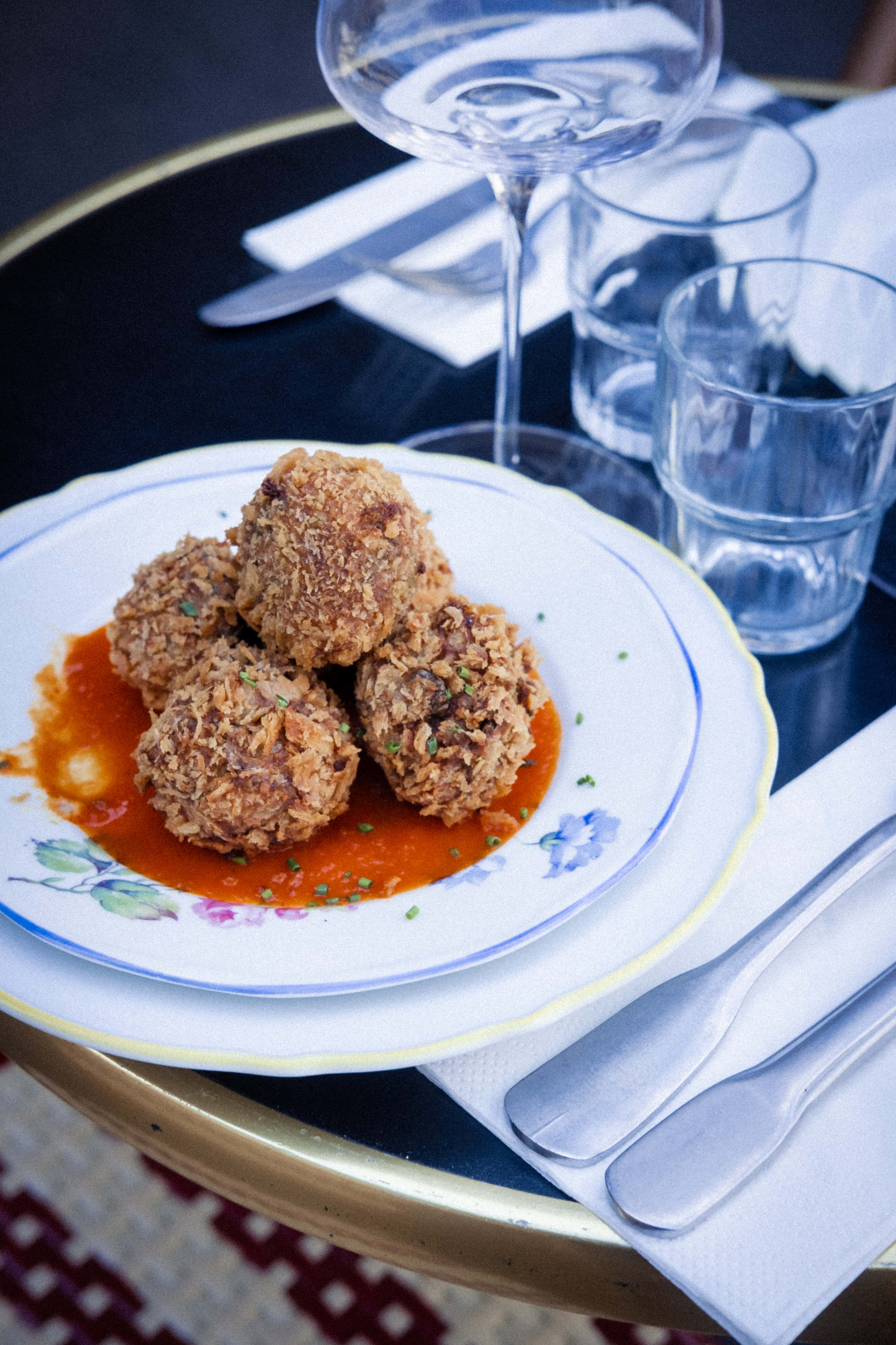 Croquetas de padrons, ketchup de piquillos